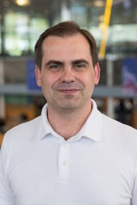 AI26 - Lamarr Award im World Conference Center Bonn Portrait von CEO und Gründer von DeepL Dr. Jarek KUTYLOWSKI - Die KI-Konferenz AI26 The Lamarr Conference findet am 7. und 8. Juli 2026 im World Conference Center Bonn (WCCB) statt. Die internationale Fachkonferenz des Lamarr Instituts bringt führende Forscherinnen und Forscher sowie Entscheidungsträger aus Wissenschaft und Wirtschaft Bonn Nordrhein-Westfalen Deutschland *** AI26 Lamarr Award at the World Conference Center Bonn: Portrait of DeepL CEO and Founder Dr. Jarek KUTYLOWSKI The AI conference AI26: The Lamarr Conference will take place on July 7 and 8, 2026, at the World Conference Center Bonn (WCCB). The Lamarr Institute’s international conference brings together leading r Copyright: xMarcxJohnx