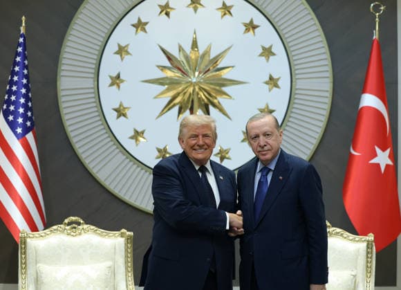 US President Donald Trump arrives in Ankara for NATO Summit ANKARA, TURKIYE - JULY 07: (----EDITORIAL USE ONLY MANDATORY CREDIT - TURKISH PRESIDENCY MUSTAFA KAMACI HANDOUT - NO MARKETING NO ADVERTISING CAMPAIGNS - DISTRIBUTED AS A SERVICE TO CLIENTS----) Turkish President Recep Tayyip Erdogan (L) welcomes US President Donald Trump (R), who is paying an official visit to Turkiye for the 36th NATO Heads of State and Government Summit, at Ankara Airport in Ankara, Turkiye, on July 07, 2026. TUR Presidency Mustafa Kamaci Anadolu Ankara Turkey. Editorial use only. Please get in touch for any other usage.  Copyright: x2026xAnadoluxTURxPresidency xMustafaxKamacix