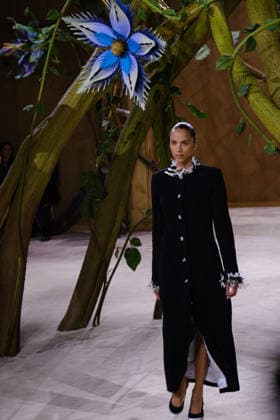 Noémie Lenoir: Second Chanel Haute Couture Fall Winter 2026–2027 Collection Fashion Show during Paris Fashion Week, on July 7, 2026 Chanel Haute Couture Fall Winter 2026–2027 Collection Fashion Show, during Paris Fashion Week, on July 7, 2026, Paris, France  Copyright: xPaulinexMoureyx xBestimagexPaulinexMoureyx xBestimagex