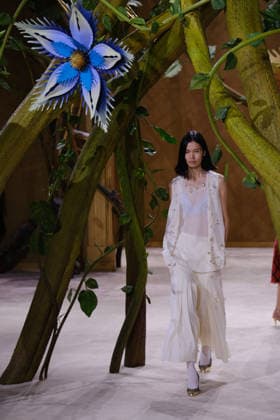Second Chanel Haute Couture Fall Winter 2026–2027 Collection Fashion Show during Paris Fashion Week, on July 7, 2026 Chanel Haute Couture Fall Winter 2026–2027 Collection Fashion Show, during Paris Fashion Week, on July 7, 2026, in Paris, France  Copyright: xPaulinexMoureyx xBestimagexPaulinexMoureyx xBestimagex