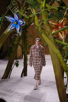 Second Chanel Haute Couture Fall Winter 2026–2027 Collection Fashion Show during Paris Fashion Week, on July 7, 2026 Chanel Haute Couture Fall Winter 2026–2027 Collection Fashion Show, during Paris Fashion Week, on July 7, 2026, in Paris, France  Copyright: xPaulinexMoureyx xBestimagexPaulinexMoureyx xBestimagex
