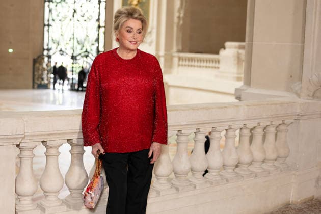 PFW - Chanel Photocall Catherine Deneuve attending the Chanel Haute Couture Fall Winter 2026 2027 show as part of Paris Fashion Week in Paris, France on July 07, 2026. Photo by Laurent Zabulon ABACAPRESS.COM Paris  Copyright: xZabulonxLaurent ABACAx