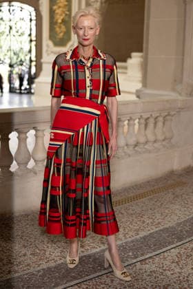 PFW - Chanel Photocall Tilda Swinton attending the Chanel Haute Couture Fall Winter 2026 2027 show as part of Paris Fashion Week in Paris, France on July 07, 2026. Photo by Laurent Zabulon ABACAPRESS.COM Paris  Copyright: xZabulonxLaurent ABACAx
