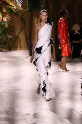 PFW Haute Couture Chanel Runway JD A model walks the runway at the Chanel show during Haute Couture Fashion Week in Paris, France, on 7 July 2026. Photo by Jerome Dominé ABACAPRESS.COM Paris France  Copyright: xDominexJerome ABACAx