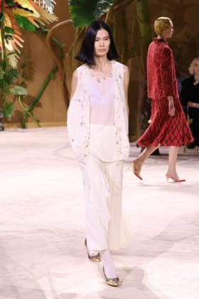 PFW Haute Couture Chanel Runway JD A model walks the runway at the Chanel show during Haute Couture Fashion Week in Paris, France, on 7 July 2026. Photo by Jerome Dominé ABACAPRESS.COM Paris France  Copyright: xDominexJerome ABACAx