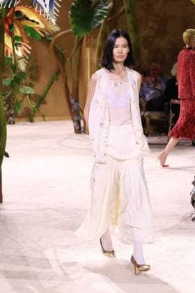 PFW Haute Couture Chanel Runway JD A model walks the runway at the Chanel show during Haute Couture Fashion Week in Paris, France, on 7 July 2026. Photo by Jerome Dominé ABACAPRESS.COM Paris France  Copyright: xDominexJerome ABACAx