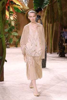PFW Haute Couture Chanel Runway JD A model walks the runway at the Chanel show during Haute Couture Fashion Week in Paris, France, on 7 July 2026. Photo by Jerome Dominé ABACAPRESS.COM Paris France  Copyright: xDominexJerome ABACAx