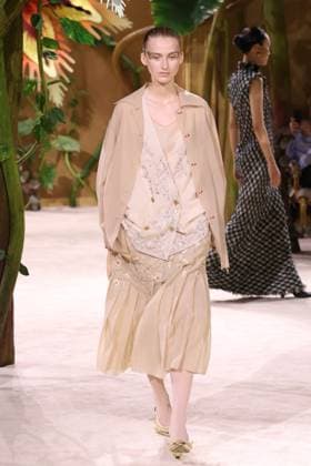 PFW Haute Couture Chanel Runway JD A model walks the runway at the Chanel show during Haute Couture Fashion Week in Paris, France, on 7 July 2026. Photo by Jerome Dominé ABACAPRESS.COM Paris France  Copyright: xDominexJerome ABACAx