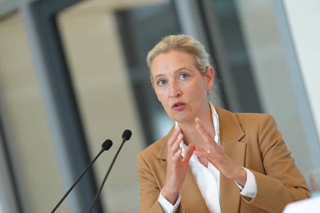 Pressekonferenz der AfD vor der Fraktionssitzung im Bundestag Alice Weidel im Portrait mit kraftvoller Mimik und Gestik bei der Pressekonferenz im Vorfeld der Fraktionssitzung im Bundestag, Berlin, 07.07.2026 Berlin Berlin Deutschland *** AfD press conference ahead of the parliamentary group meeting in the Bundestag: A portrait of Alice Weidel, displaying expressive facial expressions and gestures, at the press conference ahead of the parliamentary group meeting in the Bundestag, Berlin, July 7, 2026, Berlin, Berlin, Germany