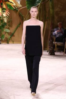 PFW Haute Couture Chanel Runway JD A model walks the runway at the Chanel show during Haute Couture Fashion Week in Paris, France, on 7 July 2026. Photo by Jerome Dominé ABACAPRESS.COM Paris France  Copyright: xDominexJerome ABACAx