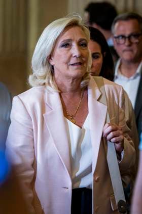 Marine Le Pen, president of the National Rally, leaves the Paris Court of Appeals, France, on July 7, 2026, following the verdict in the appeal trial of former and current RN members accused of embezzling European public funds in a case involving the creation of fictitious jobs at the European Parliament. The Court of Appeals sentenced Marine Le Pen, leader of France’s far right, to one year of house arrest with an electronic ankle monitor in connection with this case, thereby jeopardizing her presidential candidacy next April. She was also barred from running for office for 15 months, a ban that was set to expire this year. Vincenzo Armone Bestimage President of the Rassemblement National parliamentary group Marine Le Pen leaves after the  Copyright: xVincenzoxArnonex xBestimagexVincenzoxArnonex xBestimagex