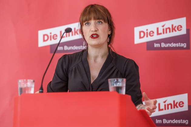 Statement Die Linke Heidi Reichinnek (Die Linke) bei einem Statement am 07.07.26 in Berlin. Berlin Berlin Deutschland Reichstag *** Statement by Heidi Reichinnek of Die Linke, a member of Die Linke, during a press conference on July 7, 2026, in Berlin, Berlin, Berlin, Germany, at the Reichstag