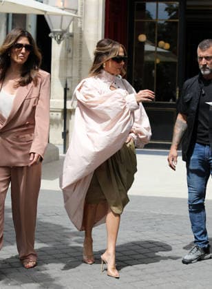 Us Singer Jennifer Lopez leaving la Reserve hotel during Paris fashion week Us Singer Jennifer Lopez leaving la Reserve hotel during Paris fashion week Paris, July 07 th 2026  Copyright: xx