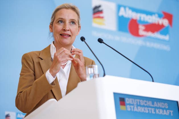 Statement AfD Alice Weidel (AfD), bei einem Statement der AfD am 07.07.26 in Berlin. Berlin Berlin Deutschland Reichstag *** Statement by AfD s Alice Weidel, during an AfD press conference on July 7, 2026, in Berlin, Berlin, Berlin, Germany, at the Reichstag