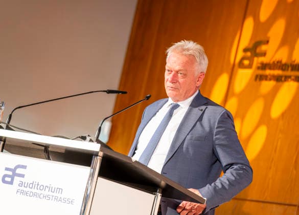 Alois Rainer EUR, Deutschland, Berlin, 07.07.2026: Alois Rainer (CSU) Bundesminister für Landwirtschaft, Ernährung und Heimat hält eine Keynote auf der Veranstaltung Regional-Star 2026 der Lebensmittel Praxis. Mit Teilnehmern der Agrarwirtschaft, und dem Handel . *** Alois Rainer EUR, Germany, Berlin, July 7, 2026 Alois Rainer, CSU Federal Minister of Agriculture, Food, and Home Affairs, delivers a keynote address at the Regional Star 2026 event organized by Lebensmittel Praxis, attended by representatives from the agricultural sector and the retail industry