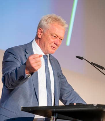 Alois Rainer EUR, Deutschland, Berlin, 07.07.2026: Alois Rainer (CSU) Bundesminister für Landwirtschaft, Ernährung und Heimat hält eine Keynote auf der Veranstaltung Regional-Star 2026 der Lebensmittel Praxis. Mit Teilnehmern der Agrarwirtschaft, und dem Handel . *** Alois Rainer EUR, Germany, Berlin, July 7, 2026 Alois Rainer, CSU Federal Minister of Agriculture, Food, and Home Affairs, delivers a keynote address at the Regional Star 2026 event organized by Lebensmittel Praxis, attended by representatives from the agricultural sector and the retail industry