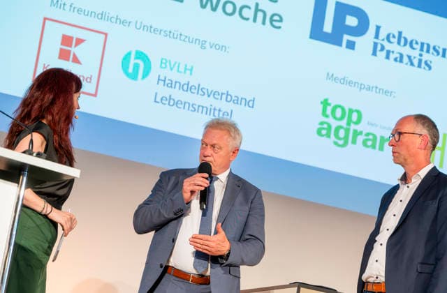 Alois Rainer EUR, Deutschland, Berlin, 07.07.2026: Alois Rainer (CSU) Bundesminister für Landwirtschaft, Ernährung und Heimat hält eine Keynote auf der Veranstaltung Regional-Star 2026 der Lebensmittel Praxis. Mit Teilnehmern der Agrarwirtschaft, und dem Handel . *** Alois Rainer EUR, Germany, Berlin, July 7, 2026 Alois Rainer, CSU Federal Minister of Agriculture, Food, and Home Affairs, delivers a keynote address at the Regional Star 2026 event organized by Lebensmittel Praxis, attended by representatives from the agricultural sector and the retail industry