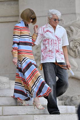 PFW Haute Couture Chanel Outside Arrivals JR Anna Wintour, Baz Luhrmann arriving at the Chanel show during Haute Couture Fashion Week in Paris, France, on 7 July 2026. Photo by Julien Reynaud APS-Medias ABACAPRESS.COM Paris France  Copyright: xReynaudxJulien APS-Medias ABACAx