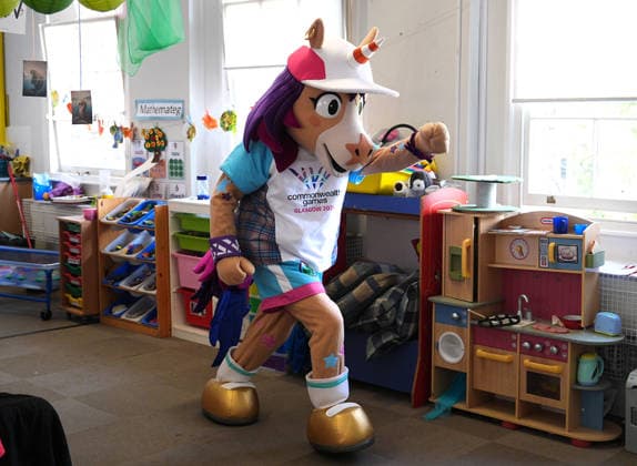 Prince William visits the London Welsh School in London, UK, 07 July 2026 Finnie, the Official Glasgow 2026 Mascot, during a visit by the Prince of Wales to the Ysgol Gymraeg Llundain (The London Welsh School) in Hanwell, West London, to join pupils in sending their best wishes to Team Wales ahead of the Glasgow 2026 Commonwealth Games, taking place from July 23 to August 2, featuring 10 sports and six para-sports. Picture date: Tuesday July 7, 2026., Credit:Aaron Chown PA ROTA - B68 Avalon London, United Kingdom  Copyright: xAaronxChownx xPAxROTAx-xB68x xAvalonx 1115025305