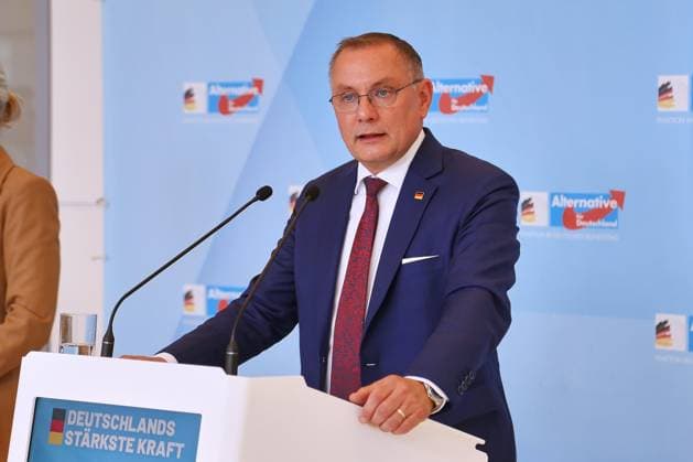 Berlin, Deutschland, 07.07.2026: Deutscher Bundestag: AfD-Fraktionssitzung: Tino Chrupalla (AfD) gibt ein Pressestatement *** Berlin, Germany, July 7, 2026 German Bundestag AfD caucus meeting Tino Chrupalla of the AfD issues a press statement Copyright: xdtsxNachrichtenagenturx dts_126686