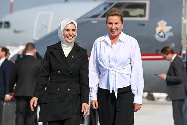 Danish Prime Minister Frederiksen arrives Ankara for 36th NATO Summit ANKARA, TURKIYE - JULY 7: Danish Prime Minister Mette Frederiksen is welcomed by by Turkish Family and Social Services Minister Mahinur Ozdemir after arriving at Ankara Airport for the 36th NATO Summit in Ankara, Turkiye on July 7, 2026. Abdullah Guclu Anadolu Ankara Turkey. Editorial use only. Please get in touch for any other usage.  Copyright: x2026xAnadoluxAbdullahxGuclux