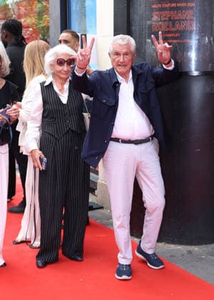Claude Lelouch and his sister Martine at the Stéphane Rolland fashion show at the Olympia, Fall Winter 2026–2027 Haute Couture Collection during Paris Fashion Week, on July 7, 2026. Denis Guignebourg, Bestimage. Celebrities at the Stéphane Rolland Fall Winter 2026–2027 Haute Couture Collection fashion show, during Paris Fashion Week, on July 7, 2026, Paris, France  Copyright: xDenisxGuignebourgx xBestimagexDenisxGuignebourgx xBestimagex