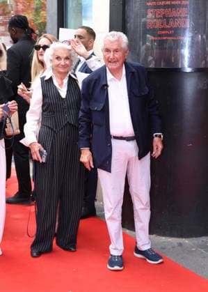 Claude Lelouch and his sister Martine at the Stéphane Rolland fashion show at the Olympia, Fall Winter 2026–2027 Haute Couture Collection during Paris Fashion Week, on July 7, 2026. Denis Guignebourg, Bestimage. Celebrities at the Stéphane Rolland Fall Winter 2026–2027 Haute Couture Collection fashion show, during Paris Fashion Week, on July 7, 2026, Paris, France  Copyright: xDenisxGuignebourgx xBestimagexDenisxGuignebourgx xBestimagex