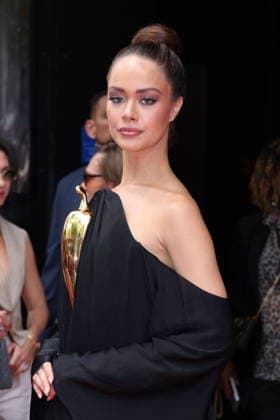 Hinaupoko Devèze, Miss France 2026, at the Stéphane Rolland fashion show at the Olympia, Fall Winter 2026–2027 Haute Couture Collection during Paris Fashion Week, on July 7, 2026. Denis Guignebourg, Bestimage. Celebrities at the Stéphane Rolland Fall Winter 2026–2027 Haute Couture Collection fashion show during Paris Fashion Week, on July 7, 2026, Paris, France  Copyright: xDenisxGuignebourgx xBestimagexDenisxGuignebourgx xBestimagex
