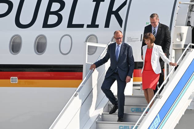 German Chancellor Friedrich Merz arrives Ankara for 36th NATO Summit ANKARA, TURKIYE - JULY 07: German Chancellor Friedrich Merz and his wife Charlotte Merz arrive at Ankara Airport ahead of the 36th NATO Summit in Ankara, Turkiye, on July 7, 2026. Abdullah Guclu Anadolu Ankara Turkey. Editorial use only. Please get in touch for any other usage.  Copyright: x2026xAnadoluxAbdullahxGuclux