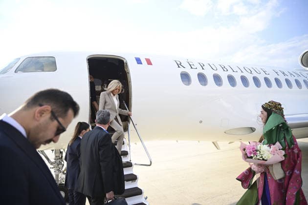 Brigitte Macron arrives in Ankara for 36th NATO Summit ANKARA, TURKIYE - JULY 07: Brigitte Macron, wife of French President Emmanuel Macron, arrives at Ankara Esenboga Airport ahead of the 36th NATO Summit in Ankara, Turkiye, on July 7, 2026. Mehmet Futsi Anadolu Ankara Turkey. Editorial use only. Please get in touch for any other usage.  Copyright: x2026xAnadoluxMehmetxFutsix