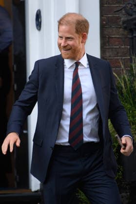 Prince Harry Departs Chatham House, London, UK - Arrives at Court - Tuesday 7 July Prince Harry departs after attending an Invictus Games event at Chatham House in London, England, UK on Tuesday 7 July, 2026, Credit:Justin Ng Avalon UK, England, London, Chatham House  Copyright: xJustinxNgx xAvalonx 1115054866