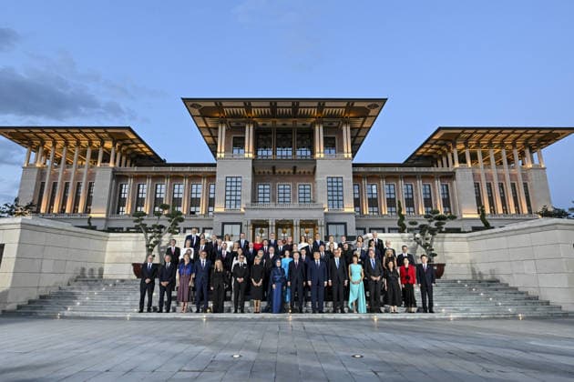 36th NATO Summit in Ankara ANKARA, TURKIYE - JULY 7: Turkish President Recep Tayyip Erdogan and his wife Emine Erdogan pose for a family photo with the summit participants during a reception at the Presidential Complex in honor of heads of state and government, along with their spouses, attending the 36th NATO Summit in Ankara, Turkiye on July 7, 2026. Mehmet Ali Ozcan Anadolu Ankara Turkey. Editorial use only. Please get in touch for any other usage.  Copyright: x2026xAnadoluxMehmetxAlixOzcanx