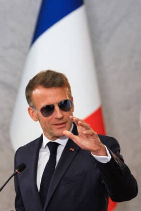 President Macron and President al-Sharaa Joint Press Conference - Damascus France s President Emmanuel Macron attends a joint press conference with Syrian President in Damascus on July 7, 2026. French President Emmanuel Macron arrived in Damascus on July 6, 2026 for the first visit by a Western European head of state since Syria s new authorities took power in 2024, an AFP journalist said. Macron, who will depart on July 7, 2026, will advocate for a free, pluralist Syria that respects each of its components and plays a role in moderating Middle East tensions, the French presidency told journalists ahead of his arrival. Photo by Ludovic Marin Pool ABACAPRESS.COM Damascus Syria  Copyright: xMarinxLudovic Pool ABACAx
