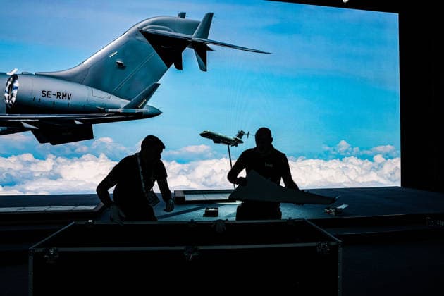 July 7, 2026, Ankara, Turkiye, Turkiye: Exhibition workers remove a scale model of the Saab GlobalEye Airborne Early Warning and Control (AEW&C) aircraft from its stand as disassembly begins following the conclusion of the NATO Summit Defence Industry Forum (NSDIF) at the ATO Congresium. The specialized industry exhibition closed after a historic session that saw alliance member nations and global aerospace executives finalize more than 70 billion USD in combined transatlantic defence procurement contracts, joint manufacturing agreements, and strategic capability frameworks. Ankara Turkiye  - ZUMAo116 20260707_znp_o116_067 Copyright: xBiancaxOterox