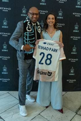July 7, 2026, Bronx, New York, USA: Queens Borough President Donovan Richards and former player of Gotham FC Ali Krieger attend announcement the Gotham FC will play at Etihad Park stadium beginning in 2028 at City Hall press briefing in New York, NY on July 7, 2026. Bronx USA - ZUMAr339 20260707_znp_r339_012 Copyright: xLevxRadinx