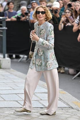 PFW Haute Couture Armani Prive Outside Arrivals JR Marisa Berenson arriving at the Armani Prive show during Haute Couture Fashion Week in Paris, France, on 7 July 2026. Photo by Julien Reynaud APS-Medias ABACAPRESS.COM Paris France  Copyright: xReynaudxJulien APS-Medias ABACAx