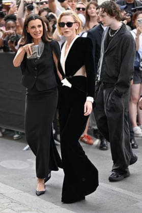PFW Haute Couture Armani Prive Outside Arrivals JR Cate Blanchett arriving at the Armani Prive show during Haute Couture Fashion Week in Paris, France, on 7 July 2026. Photo by Julien Reynaud APS-Medias ABACAPRESS.COM Paris France  Copyright: xReynaudxJulien APS-Medias ABACAx