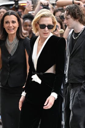 PFW Haute Couture Armani Prive Outside Arrivals JR Cate Blanchett arriving at the Armani Prive show during Haute Couture Fashion Week in Paris, France, on 7 July 2026. Photo by Julien Reynaud APS-Medias ABACAPRESS.COM Paris France  Copyright: xReynaudxJulien APS-Medias ABACAx