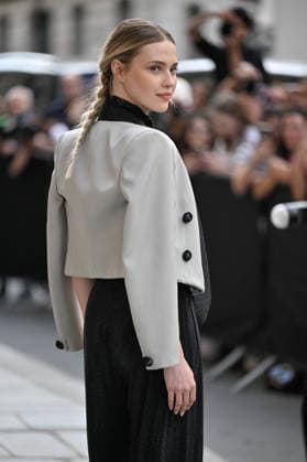 PFW Haute Couture Armani Prive Outside Arrivals JR Annie Schröter arriving at the Armani Prive show during Haute Couture Fashion Week in Paris, France, on 7 July 2026. Photo by Julien Reynaud APS-Medias ABACAPRESS.COM Paris France  Copyright: xReynaudxJulien APS-Medias ABACAx