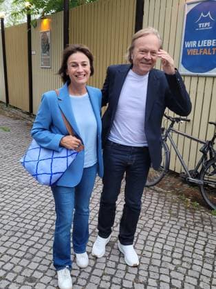 Sandra Maischberger und Ehemann Jan Kerhart beim Fest der Produktionsallianz 2026 im Tipi am Kanzleramt. Berlin, 07.07.2026 *** Sandra Maischberger and her husband Jan Kerhart at the 2026 Production Alliance Gala at the Tipi am Kanzleramt in Berlin, July 7, 2026 Copyright: xAgenturxMatthiasxWehnertx xM.xGränzdörferx