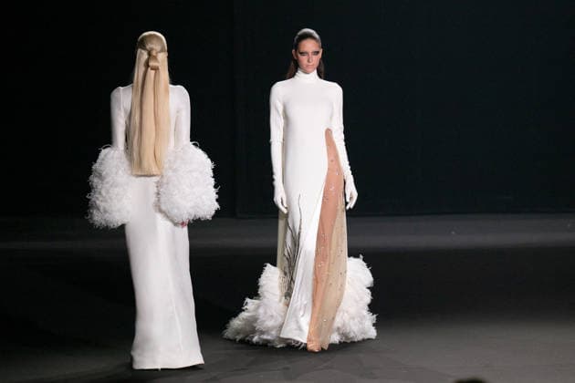 PFW - Stephane Rolland Runway A model walks the runway during the Stephane Rolland Haute Couture Fall Winter 2026 2027 show as part of Paris Fashion Week in Paris, France on July 07, 2026. Photo by Laurent Zabulon ABACAPRESS.COM  Copyright: xZabulonxLaurent ABACAx