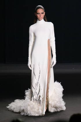 PFW - Stephane Rolland Runway A model walks the runway during the Stephane Rolland Haute Couture Fall Winter 2026 2027 show as part of Paris Fashion Week in Paris, France on July 07, 2026. Photo by Laurent Zabulon ABACAPRESS.COM  Copyright: xZabulonxLaurent ABACAx