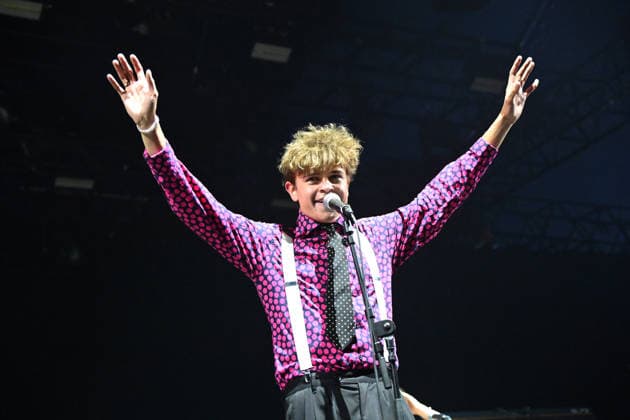 Tom A. Smith (GBR,Saenger), live,Konzert, Buehne stage,Tollwood Festival am 07.07.2026 *** Tom A Smith (GBR), singer, live, concert, stage, Tollwood Festival on July 7, 2026