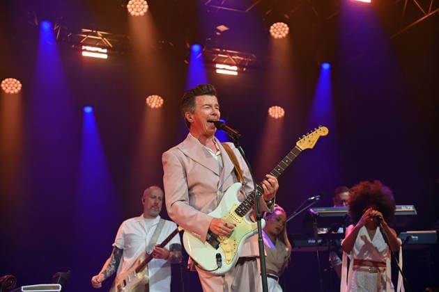 Rick ASTLEY (GBR,Saenger), live,Konzert, Buehne stage,Tollwood Festival am 07.07.2026 *** Rick Astley (GBR), singer, live, concert, stage, Tollwood Festival on July 7, 2026