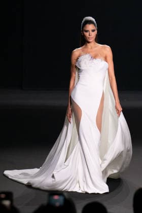 PFW - Stephane Rolland Runway A model walks the runway during the Stephane Rolland Haute Couture Fall Winter 2026 2027 show as part of Paris Fashion Week in Paris, France on July 07, 2026. Photo by Laurent Zabulon ABACAPRESS.COM  Copyright: xZabulonxLaurent ABACAx