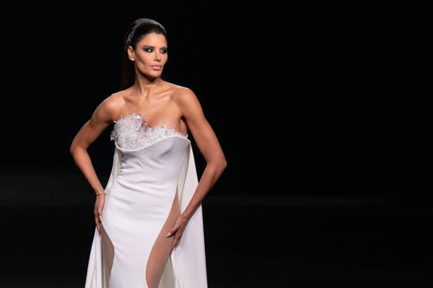 PFW - Stephane Rolland Runway A model walks the runway during the Stephane Rolland Haute Couture Fall Winter 2026 2027 show as part of Paris Fashion Week in Paris, France on July 07, 2026. Photo by Laurent Zabulon ABACAPRESS.COM  Copyright: xZabulonxLaurent ABACAx