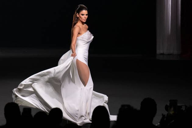 PFW - Stephane Rolland Runway A model walks the runway during the Stephane Rolland Haute Couture Fall Winter 2026 2027 show as part of Paris Fashion Week in Paris, France on July 07, 2026. Photo by Laurent Zabulon ABACAPRESS.COM  Copyright: xZabulonxLaurent ABACAx