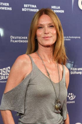 Esther Schweins bei der Was Haben Wir Gelacht Dokufilm Premiere am 7.07.2026 im Cineplex Filmpalast in Koeln Esther Schweins attends the premiere of the documentary film Was Haben Wir Gelacht on July 7, 2026, at the Cineplex Filmpalast in Cologne, Germany Was Haben Wir Gelacht Premiere in Koeln *** Esther Schweins at the premiere of the documentary film *Was Haben Wir Gelacht* on July 7, 2026, at the Cineplex Filmpalast in Cologne Esther Schweins attends the premiere of the documentary film *Was Haben Wir Gelacht* on July 7, 2026, at the Cineplex Filmpalast in Cologne, Germany. Was Haben Wir Gelacht premiere in Cologne 
