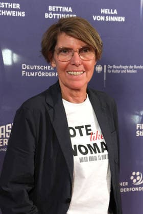 Bettina Boettinger bei der Was Haben Wir Gelacht Dokufilm Premiere am 7.07.2026 im Cineplex Filmpalast in Koeln Bettina Boettinger attends the premiere of the documentary film Was Haben Wir Gelacht on July 7, 2026, at the Cineplex Filmpalast in Cologne, Germany Was Haben Wir Gelacht Premiere in Koeln *** Bettina Boettinger at the premiere of the documentary film *Was Haben Wir Gelacht* on July 7, 2026, at the Cineplex Filmpalast in Cologne Bettina Boettinger attends the premiere of the documentary film *Was Haben Wir Gelacht* on July 7, 2026, at the Cineplex Filmpalast in Cologne, Germany. Was Haben Wir Gelacht Premiere in Cologne 