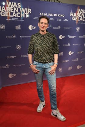 Okka Gundel bei der Was Haben Wir Gelacht Dokufilm Premiere am 7.07.2026 im Cineplex Filmpalast in Koeln Okka Gundel attends the premiere of the documentary film Was Haben Wir Gelacht on July 7, 2026, at the Cineplex Filmpalast in Cologne, Germany Was Haben Wir Gelacht Premiere in Koeln *** Okka Gundel at the premiere of the documentary film *Was Haben Wir Gelacht* on July 7, 2026, at the Cineplex Filmpalast in Cologne. Okka Gundel attends the premiere of the documentary film *Was Haben Wir Gelacht* on July 7, 2026, at the Cineplex Filmpalast in Cologne, Germany. Was Haben Wir Gelacht Premiere in Cologne 